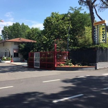 Camping Nuovo Massa  Luaran gambar
