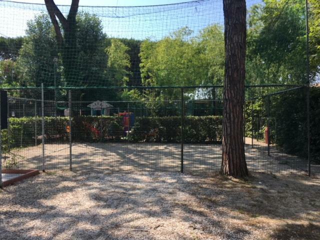 Camping Nuovo Massa  Luaran gambar