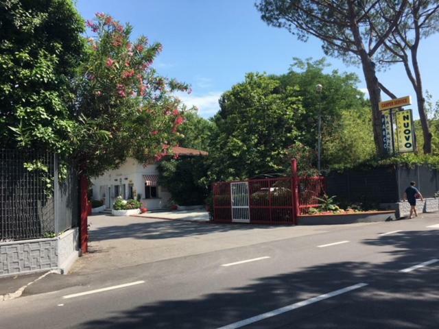 Camping Nuovo Massa  Luaran gambar